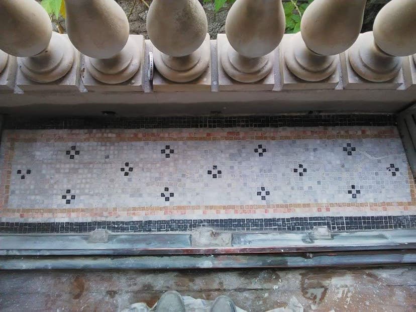 Restauration du balcon de la Villa Massena